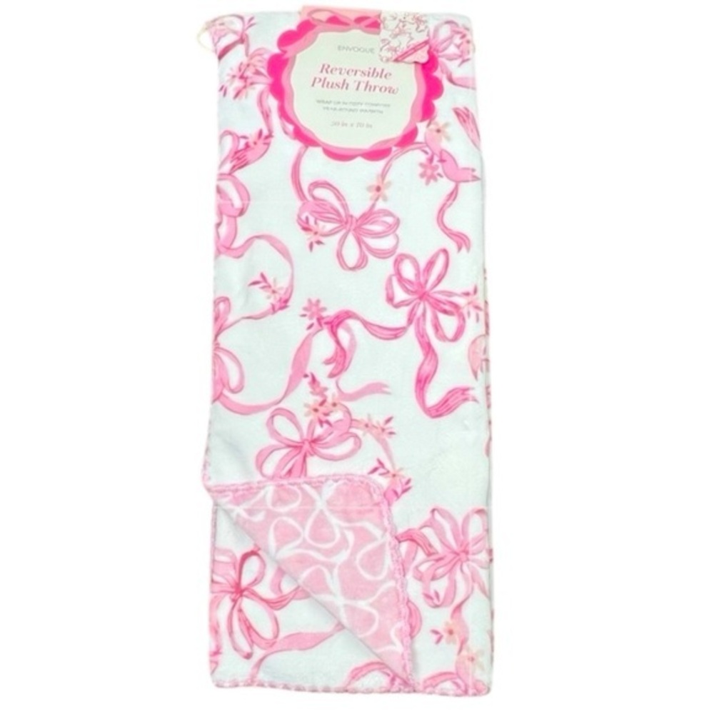 Envogue - ‘Pink Ribbons’ Reversible Plush Throw. 50” x 70” NWT. Last One!